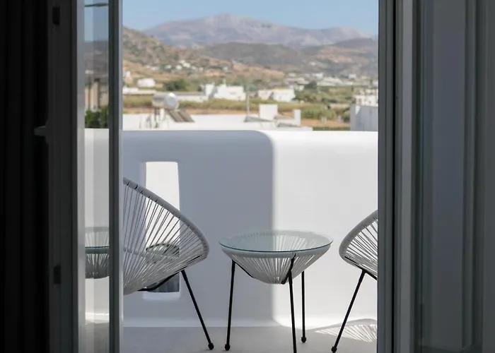 Hora Suites